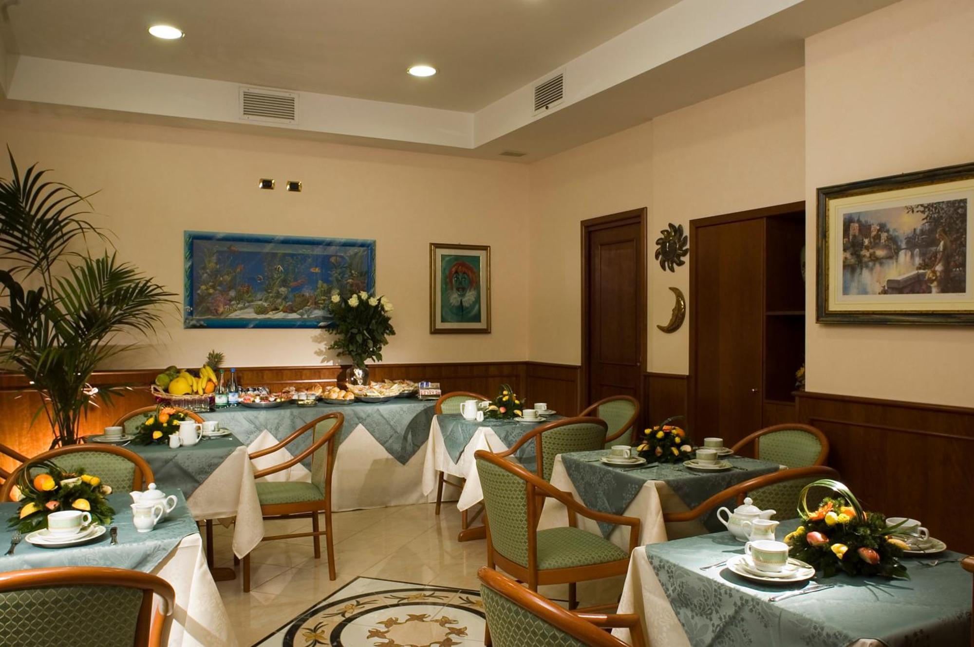 Hotel Castle Rome Exterior photo